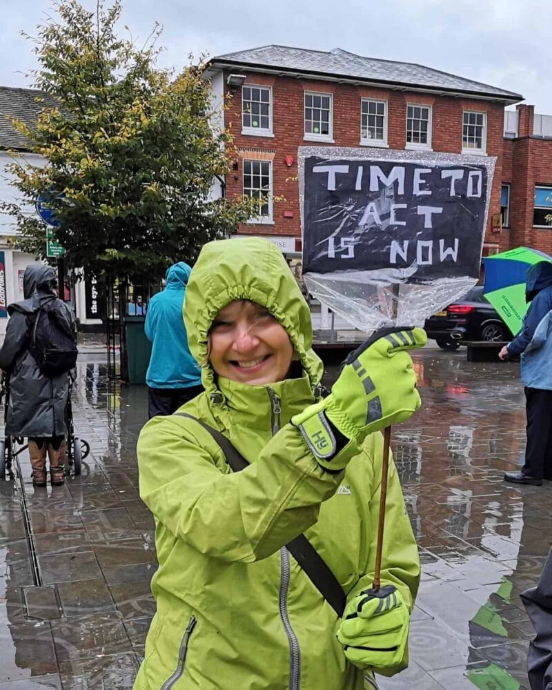 B on walk for climate
